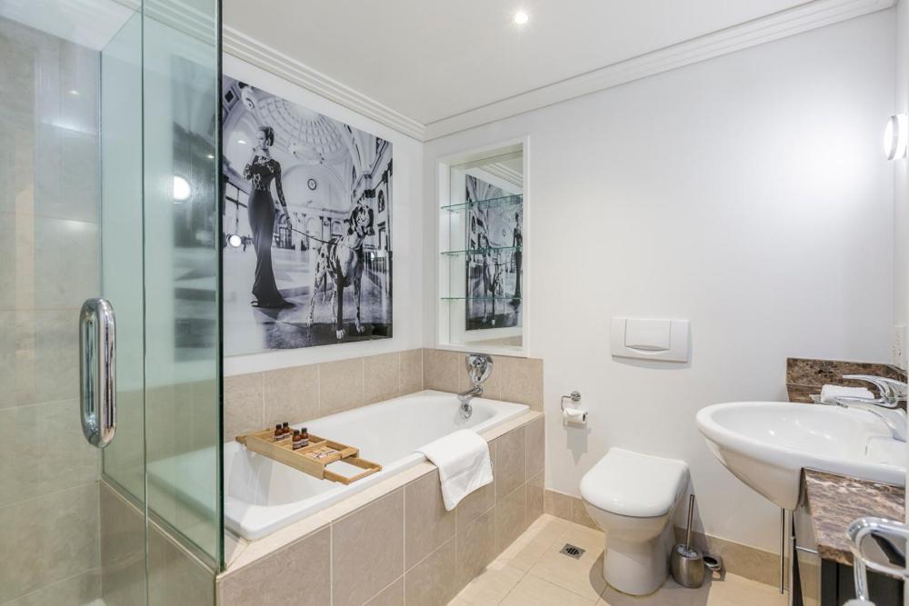Corporate, Spacious Staycation - Sky Tower Views Auckland Eksteriør bilde